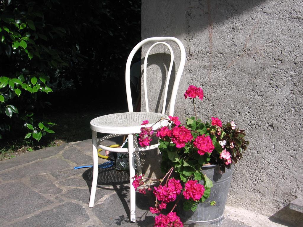B&B Bosco Fiorito Malgesso Экстерьер фото